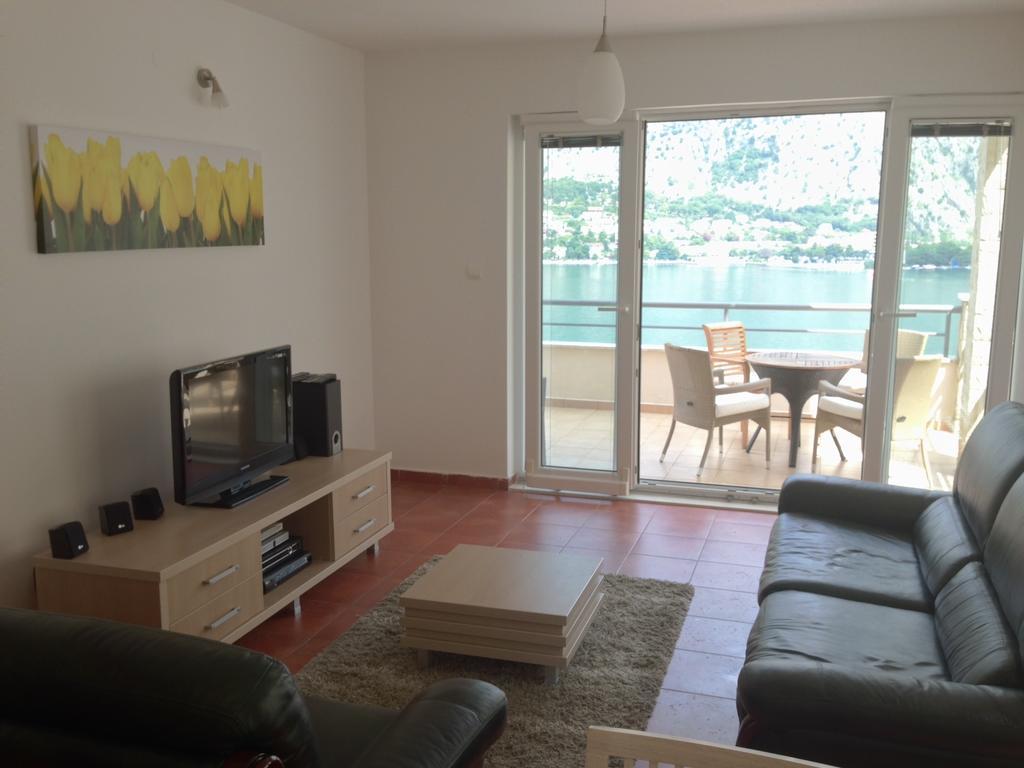 Apartment Fjord Waterfront Kotor Zewnętrze zdjęcie