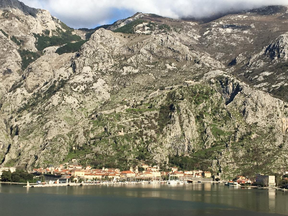 Apartment Fjord Waterfront Kotor Zewnętrze zdjęcie